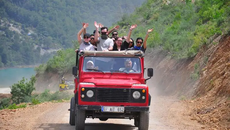 Canyon Jeep Safari in Side: Green Lake, Manavgat Waterfall & Roman Bridges