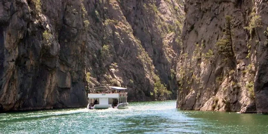 Alanya Green Canyon Boat Tour: Serene Cruise on Oymapınar Dam Lake